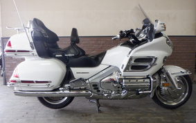 HONDA GL 1800 GOLD WING 2004 SC47