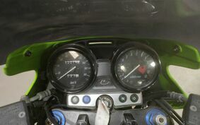 KAWASAKI ZRX1200 R 2002 ZRT20A