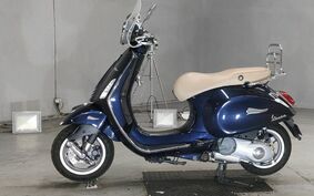 VESPA PRIMAVERA 125 M8210