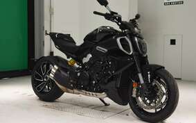 DUCATI DIAVEL V4 2023