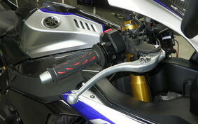 YAMAHA YZF-R1 M 2019