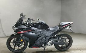 YAMAHA YZF-R25 RG10J