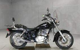 SUZUKI マローダー125 NF48A