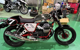 MOTO GUZZI V7 RACER 2013