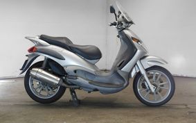 PIAGGIO BEVERLY 200 M282