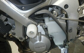 YAMAHA YZF-R6 2001 RJ03