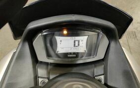 YAMAHA N-MAX 125 SEG6J