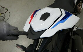 BMW S1000R M PACKAGE 2022 0E51