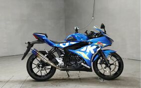 SUZUKI GSX-R150 DL23A