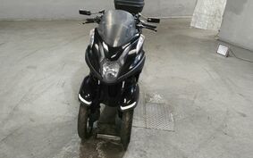 YAMAHA TRICITY 125 SE82J