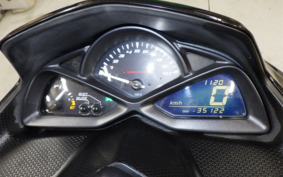 YAMAHA S-MAX SG27