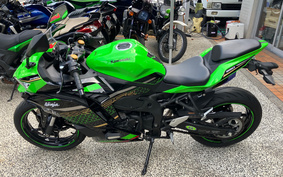 KAWASAKI NINJA ZX 25 ZX250E