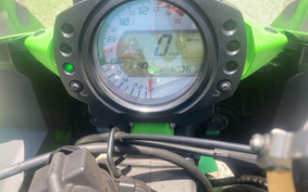 KAWASAKI NINJA 2010 ZXT00F