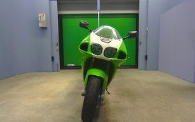 KAWASAKI NINJA ZX-7R 2000 ZX750P