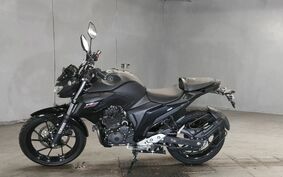 YAMAHA FZ25 不明