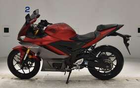 YAMAHA YZF-R25 A RG43J