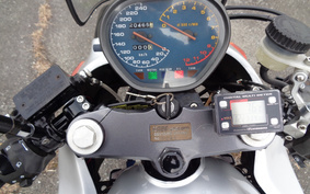 SUZUKI INAZUMA 1200 (GSX1200) 2000 GV76A