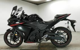 YAMAHA YZF-R25 RG10J