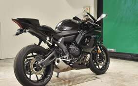 YAMAHA YZF-R7 2023 RM39J