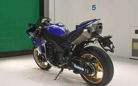 YAMAHA YZF-R1 2013