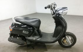 YAMAHA VINO 125 SE24