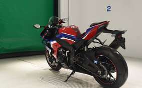 HONDA CBR1000RR R 2020 SC82