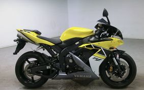 YAMAHA YZF-R1 2004 RN13