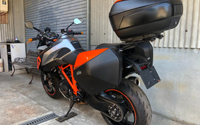 KTM 1290 SUPER DUKE GT 2016 V6940