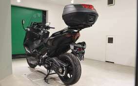 YAMAHA T-MAX 560 T 2023 SJ19J