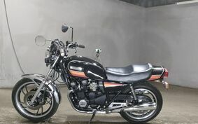 YAMAHA XJ550 4V8