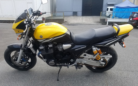 YAMAHA XJR1300 2004 RP03J