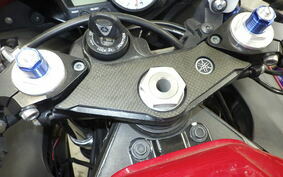 YAMAHA YZF-R6 2003 RJ05