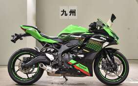 KAWASAKI ZX-25R ZX250E