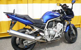 YAMAHA FZS1000 FAZER 2001 RN06