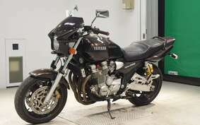 YAMAHA XJR1300 1999 RP01J