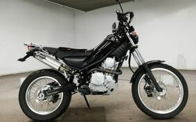 YAMAHA TRICKER DG16J