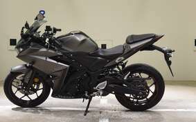 YAMAHA YZF-R25 RG10J