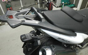 YAMAHA T-MAX 530 2013 SJ09