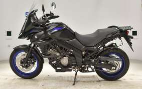 SUZUKI DL650 ( V-Strom 650 ) 2022 C733M