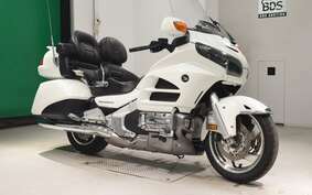 HONDA GL 1800 GOLD WING 2013 SC68