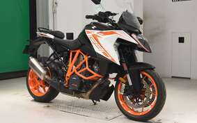 KTM 1290 SUPER DUKE GT 2020 V6940