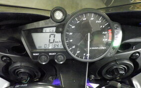 YAMAHA YZF-R1 2002 RN09