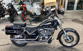 SUZUKI INTRUDER 250 LC VJ51A