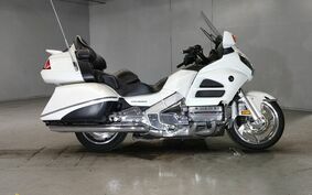 HONDA GL 1800 GOLD WING 2013 SC68