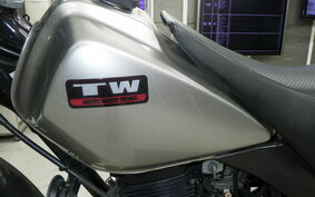 YAMAHA TW225 DG09J