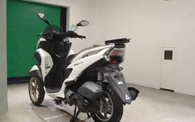 YAMAHA TRICITY 125 SE82J