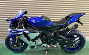 YAMAHA YZF-R1 2016 RN39