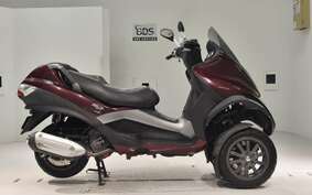 PIAGGIO MP3 250