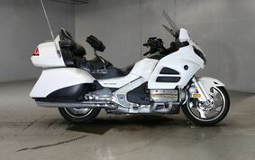 HONDA GL 1800 GOLD WING 2012 SC68