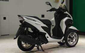 YAMAHA TRICITY 125 SE82J